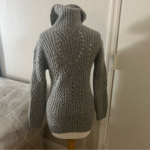 Treasure & Bond girls Turtleneck Wool Sweater - Picture 4 of 5